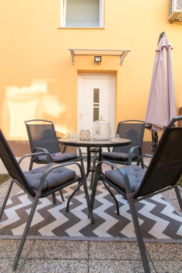 Moet with garden Appartement Pula Buitenkant foto