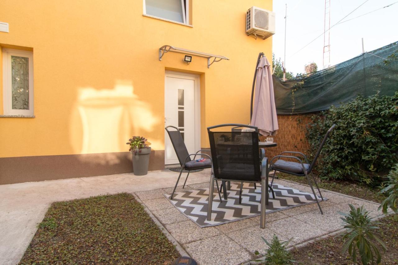 Moet with garden Appartement Pula Buitenkant foto